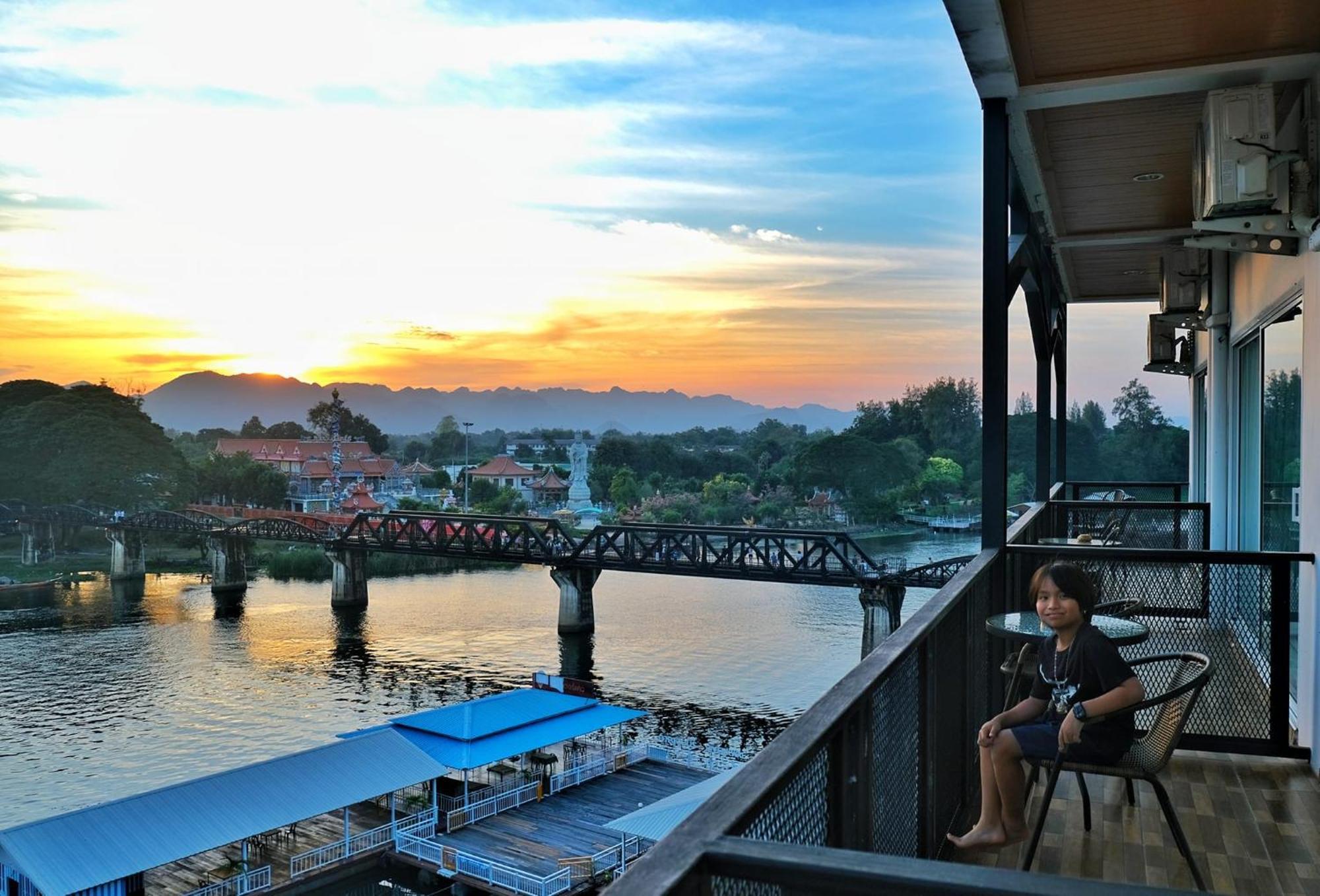 River Kwai View Hotel - Sha Extra Plus Certified Kancsanaburi Kültér fotó